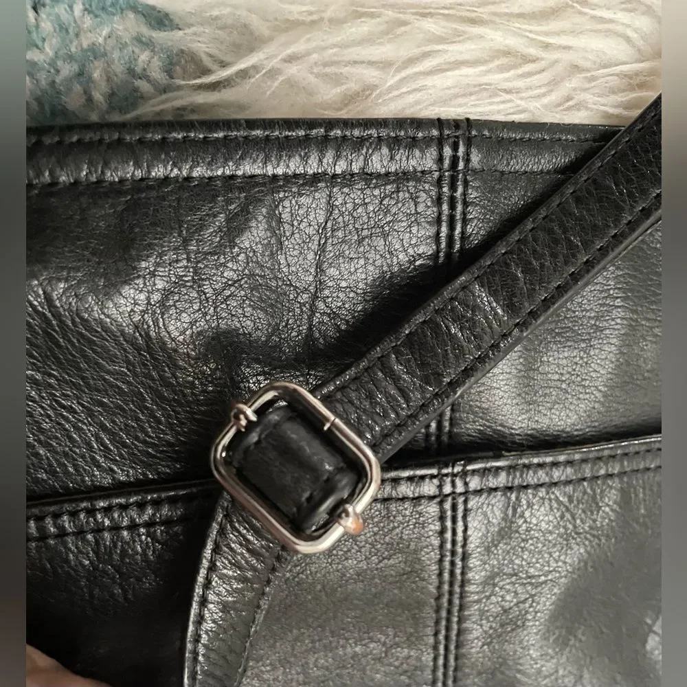 Margot Lorna Genuine Leather Crossbody Bag In Black